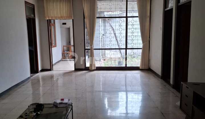 For Sale House in Sumbersari, Bandung 2