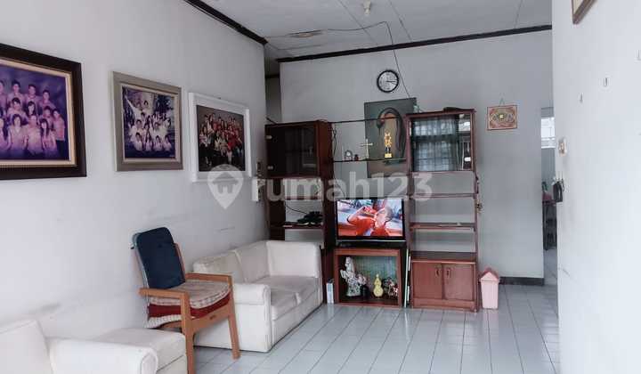 Rumah Taman Kopo Indah, Badung 2