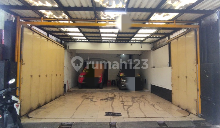 Disewakan Ruko Mainroad Sutami, Bandung Disewakan Ruko Mainroad Sutami, Bandung