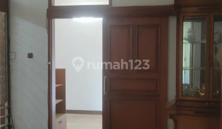 Rumah Bagus Di Jl. Gegerkalongong, Bandung 2