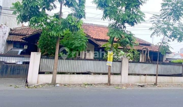Dijual Rumah Tengah Kota Jl. Sriwijaya, Bandung 2