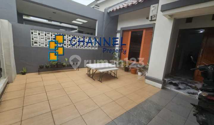 For Sale, Ready-to-Live House in Nusaloka BSD Tangsel, Dn 2