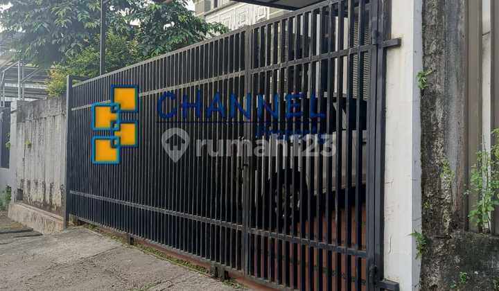 For Sale: Move-In Ready House on Main Road, Nusaloka BSD, Tangsel, Land Area 2