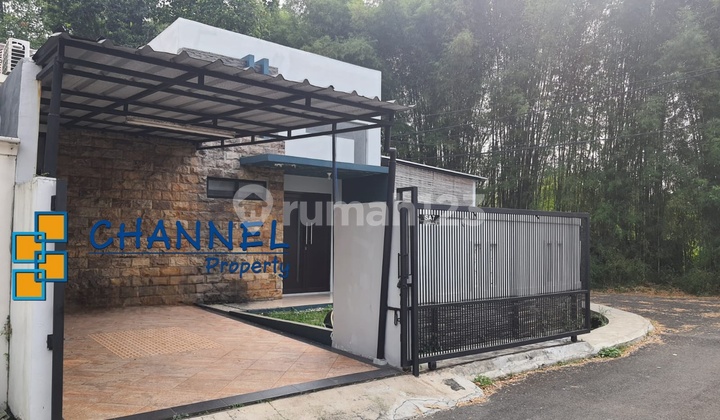 Jual Rumah Posisi Hoek Dekat Pasar Modern BSD Nusaloka, Es