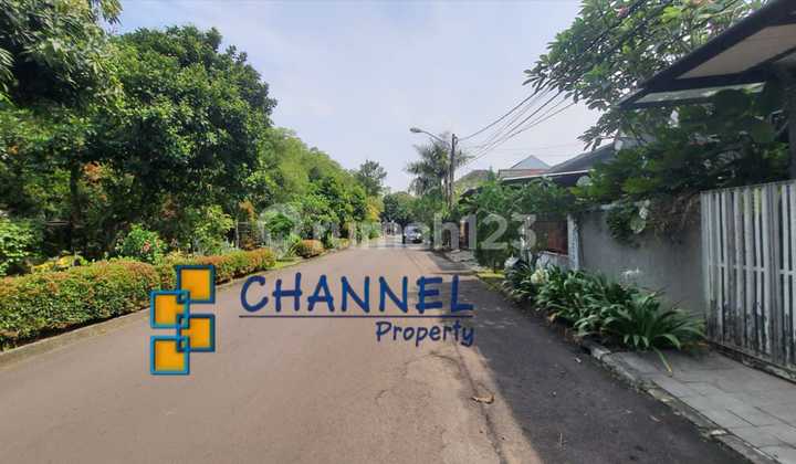 For Sale, Ready-to-Occupy Kencana Loka House in BSD, South Tangerang 2