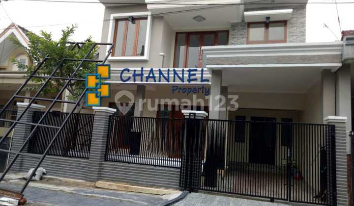 Disewakan Rumah 2 Lantai Dekat Pusat Belanja Anggrek Loka BSD, Vn