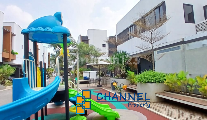 Jual Rumah Modern Furnished Lokasi Strategis BSD Tangsel, Fl 2