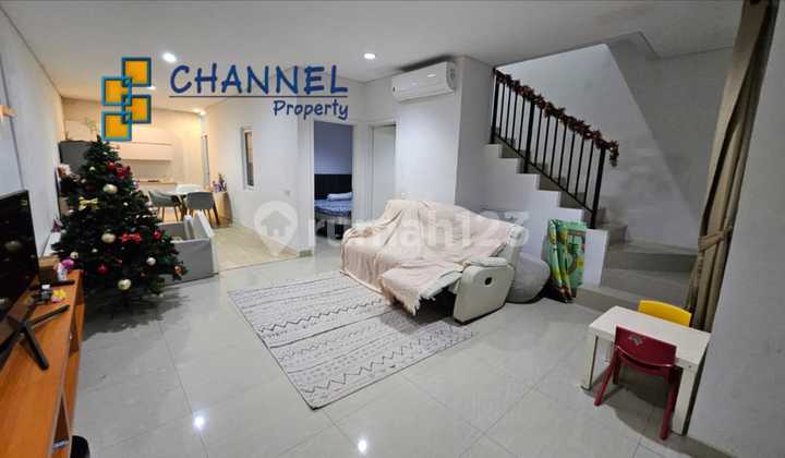 Selling House in a Strategic Location Near Pasmod BSD The Savia, Street 2