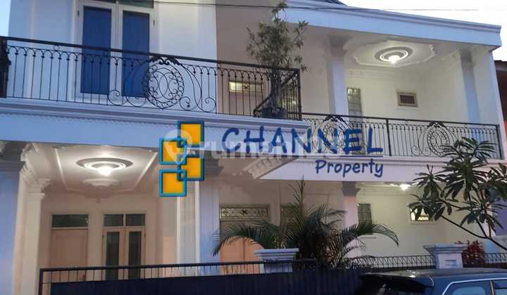 Jual Rumah Bagus Siap Huni Dekat Tol Griya Loka Bsd Tangsel, Fl