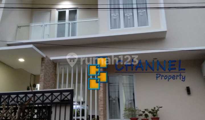 Jual Rumah Lokasi Strategis Jl Pondok Kelapa 3 Jakarta Timur, Nn