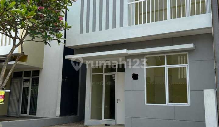 For Sale Ready-to-Occupy Cluster House in Strategic Location Serpong Lagoon Tangsel, Vn