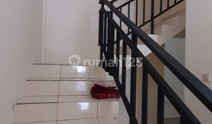 Shop House for Rent Near South Tangerang Mayor's Office. 2