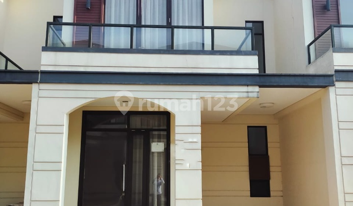 Rumah Dijual Di Lavon Swancity Cikup, Tangerang.a