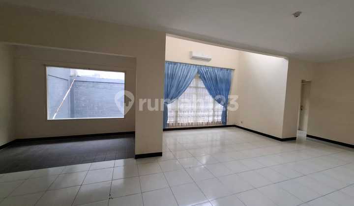 Ready-to-Occupy House in River Park Bintaro, South Tangerang. 2