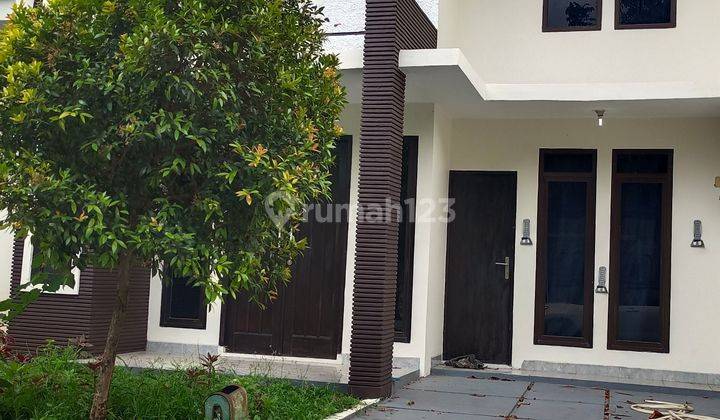 Rumah Siap Huni  Dalam Cluster Di Bsd Serpong, Tangerang Selatan. 1