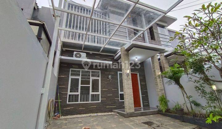 Rumah minimalis siap huni di Bintaro sektor 7, Tangerang Selatan. 1