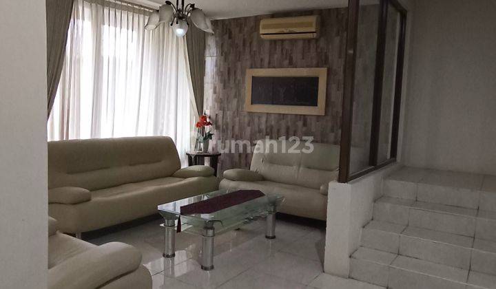 Rumah hoek full furnished  BSD City, Serpong, Tangerang  Selatan. 1