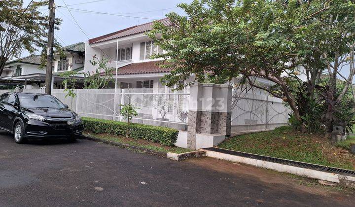 Rumah mewah hoek furnished  di Bintaro sektor 9, Tangerang Selatan. 1