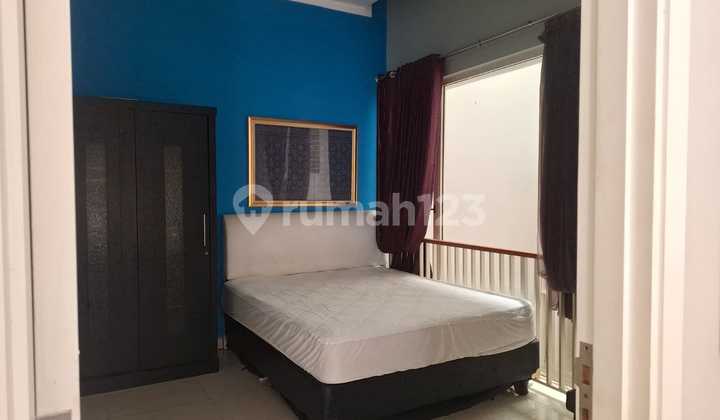 House for Rent Furnished in Bintaro, South Tangerang. 2