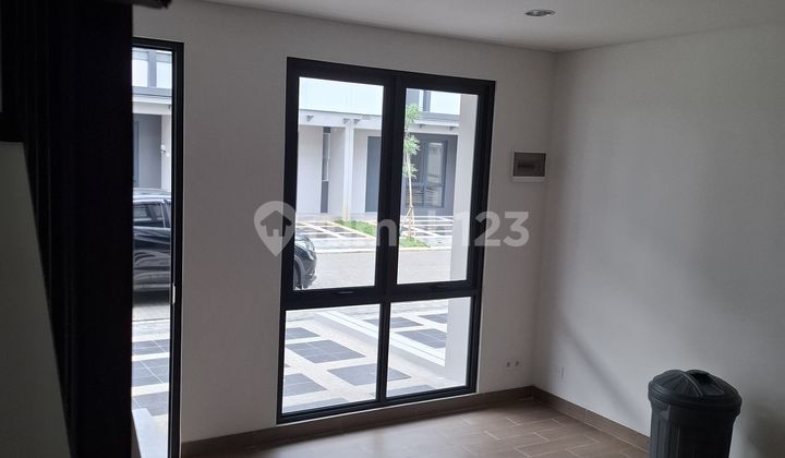 New Delatinos Business District Shop House in BSD, Serpong, South Tangerang.