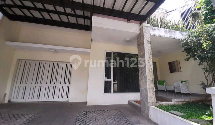Rumah Full Furnished Di Bintaro, Tangerang Selatan