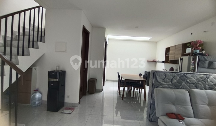 Eumah for Rent Furnished in Citra Garden Bintaro, South Tangerang 2