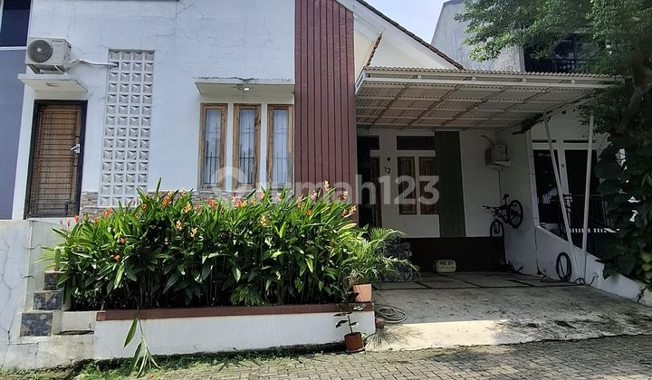 Rumah Dijual Di B S D Serpong, Tangerang Selatan