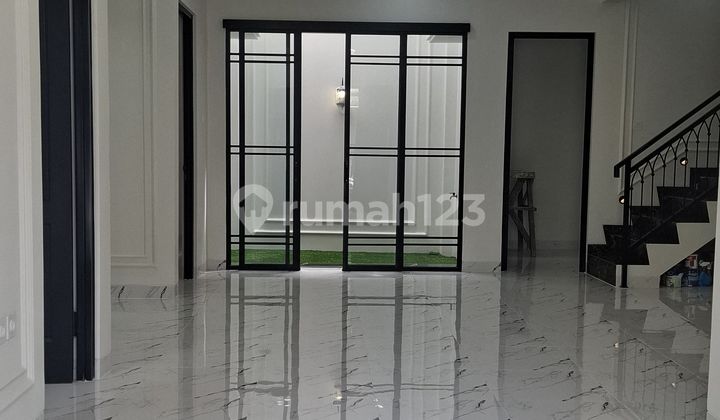 Rumah Baru Di Taman Chrysant 1, B S D, Serpong, Tangerang Selatan. 2