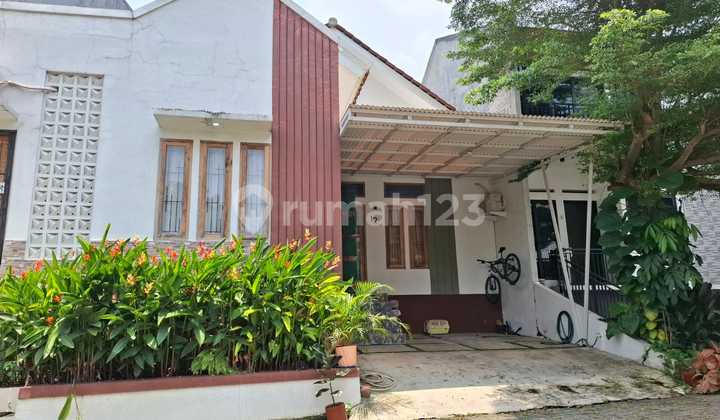 Beautiful Minimalist House in a Cluster at BSD Kencana Loka, Serpong, South Tangerang