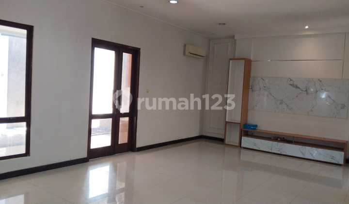 Rumah Disewakan di Discovery Bintaro Tangerang Selatan 2