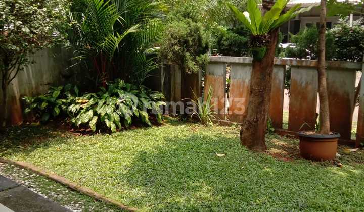 Rumah Dalam Cluster Giri Loka B S D, Serpong, Tangerang Selatan.