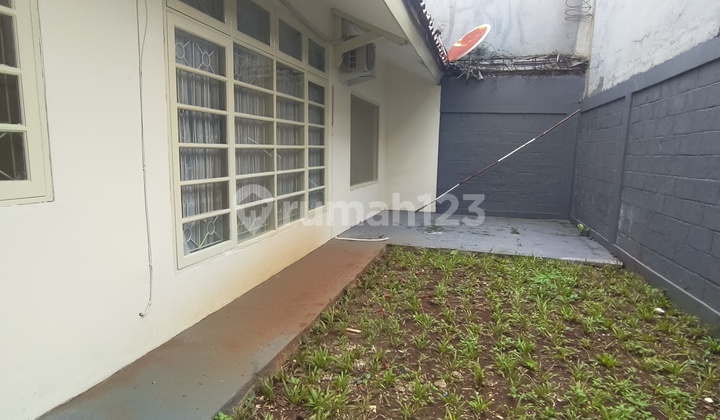 Disewakan Rumah Siap Huni Dinse,Ukjhhuhjj 2