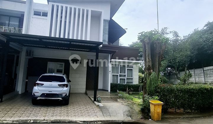 Disewakan Rumah Hook Disewakan Di B S D City, Tangerang Selatan.