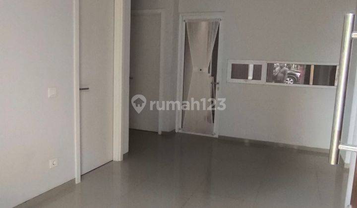 Rumah Minimalis Dalam Cluster Di Bintaro Jaya, Tangerang Selatan. 2