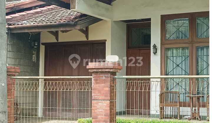 Rumah selangkah ke MRT di Lebak Lestari Indah Rumah selangkah ke MRT di Lebak Lestari Indah