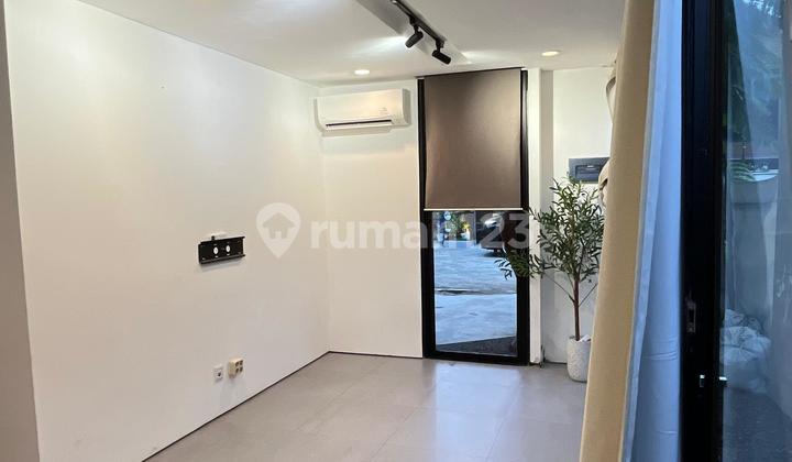 Rumah modern murah di Ciputat Bintaro 2