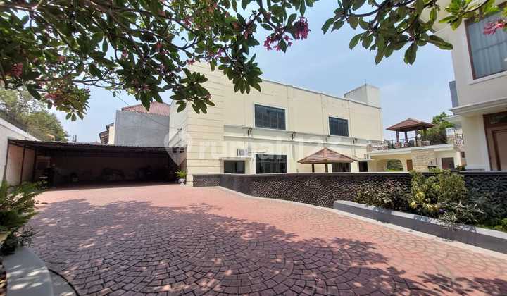 Super Luxurious House in Vila Cinere Mas 2