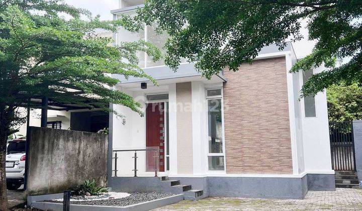 Rumah Baru Konsep Tumbuh di Lembah Cinangka Townhouse 2