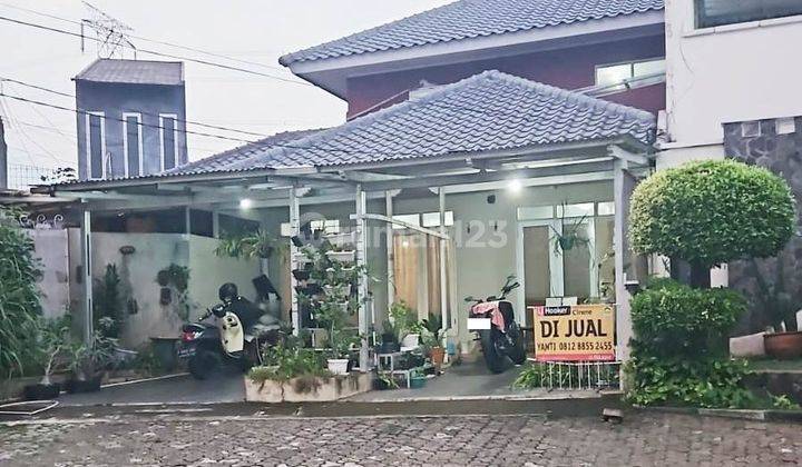 Rumah Lahan Luas di Graha Cinere 1