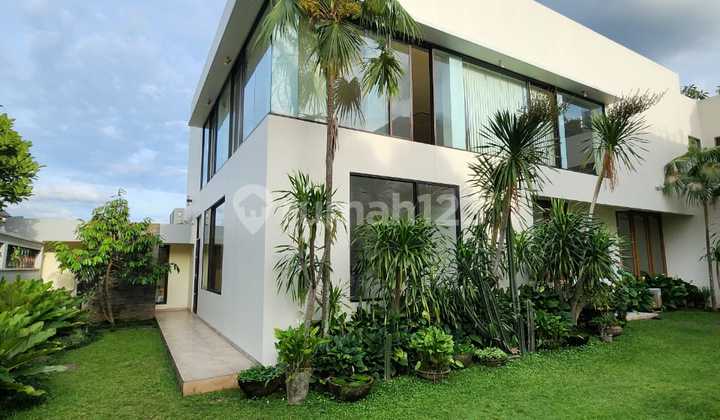 Rumah mewah design modern di Puri Cinere 
