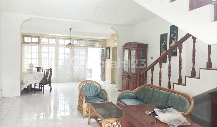 affordable house in an elite neighborhood of Bukit Cinere Indah complex 2