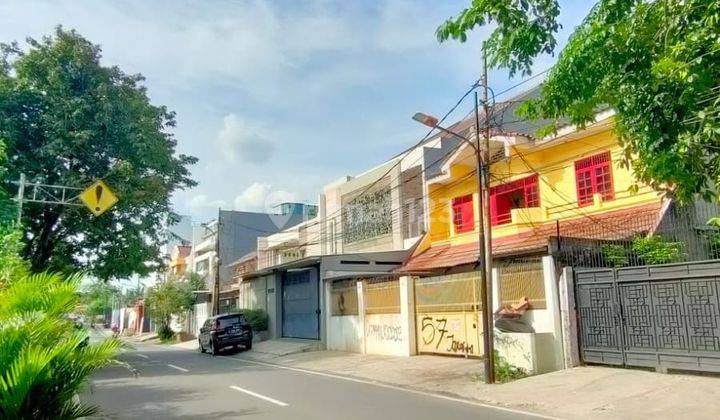 Rumah 2 lantai di Tanjung Duren Utara Cocok untuk kost-an 2