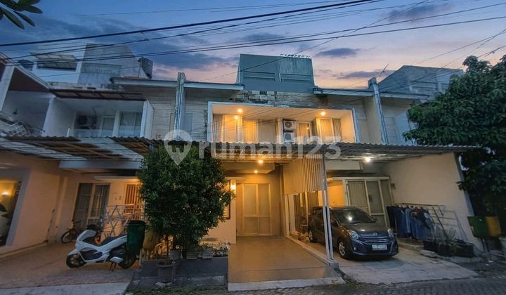 Nice House Only 10 Minutes to Puri Mall in Mutiara Puri Kembangan Nice House Only 10 Minutes to Puri Mall in Mutiara Puri Kembangan