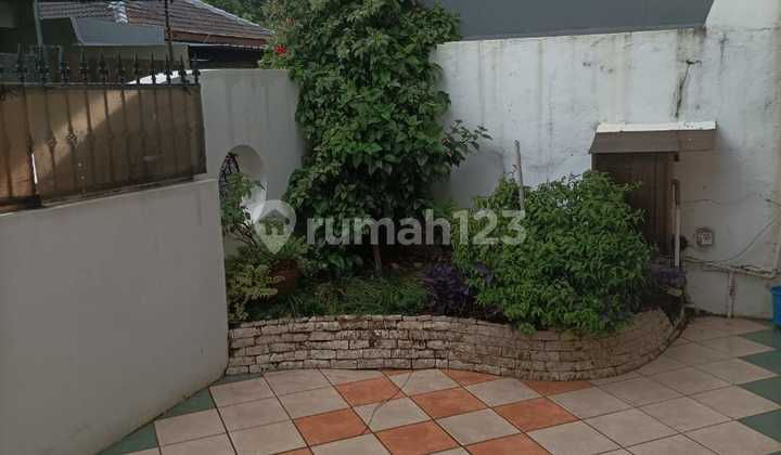 Rumah Murah Taman Aries 200m² Hanya 10 Menit Ke Mall Puri Indah