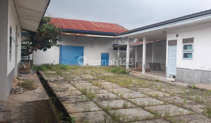 Gudang Jl Arif Rahman Hakim Dekat Dengan Trasmart 8