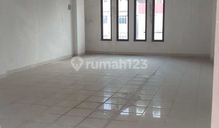 For Sale Fast Two-Door Shop House on Jl Gajah Mada 2