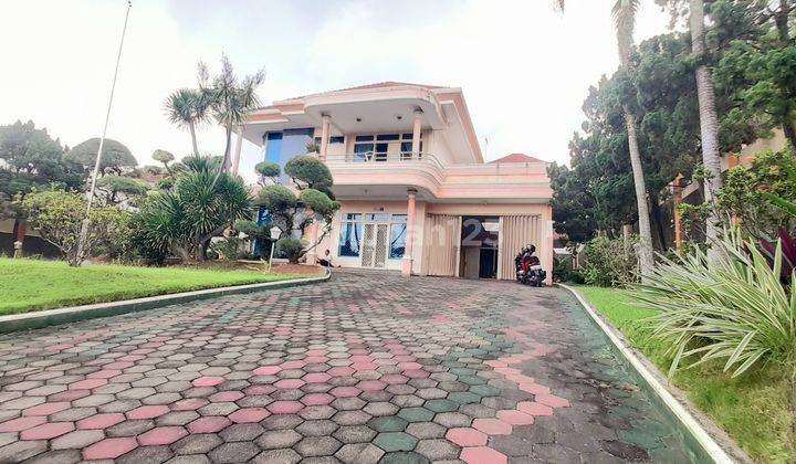 Rumah Mewah  View Laut Beserta Kolam Renang 1