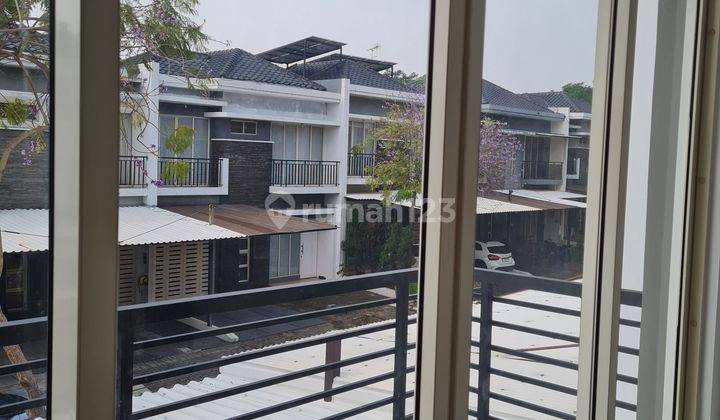 Rumah 2 lantai,cantik dan menarik.udah di renovasi. 2