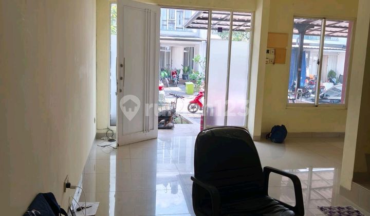 Beautiful and Attractive 2-Story House. Already Renovated. Beautiful and Attractive 2-Story House. Already Renovated.