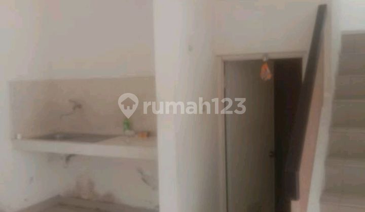 Beautiful and Attractive 2-Story House. Already Neat. And There is a Maid's Room. Beautiful and Attractive 2-Story House. Already Neat. And There is a Maid's Room.